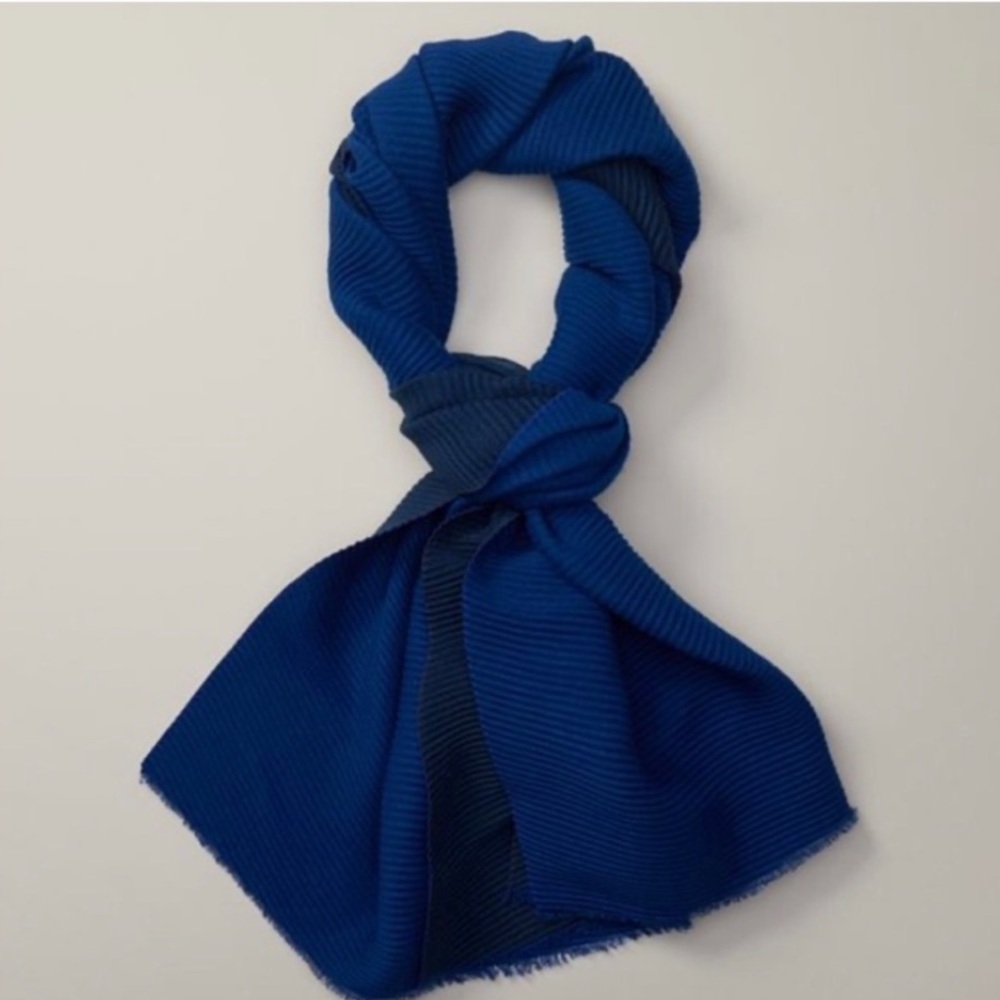 Love & Lore Reversible Scarf